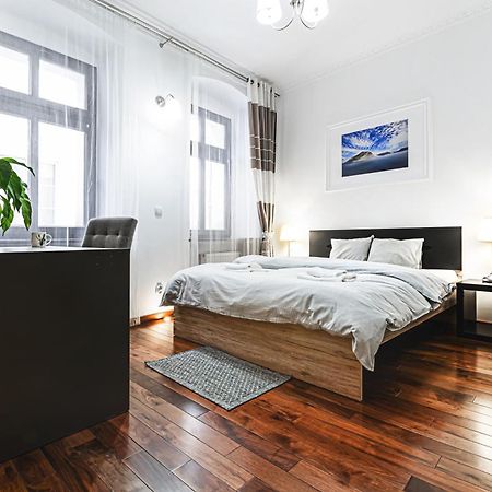 Klimatyczny Apartament W Centrum Wrocław Eksteriør bilde